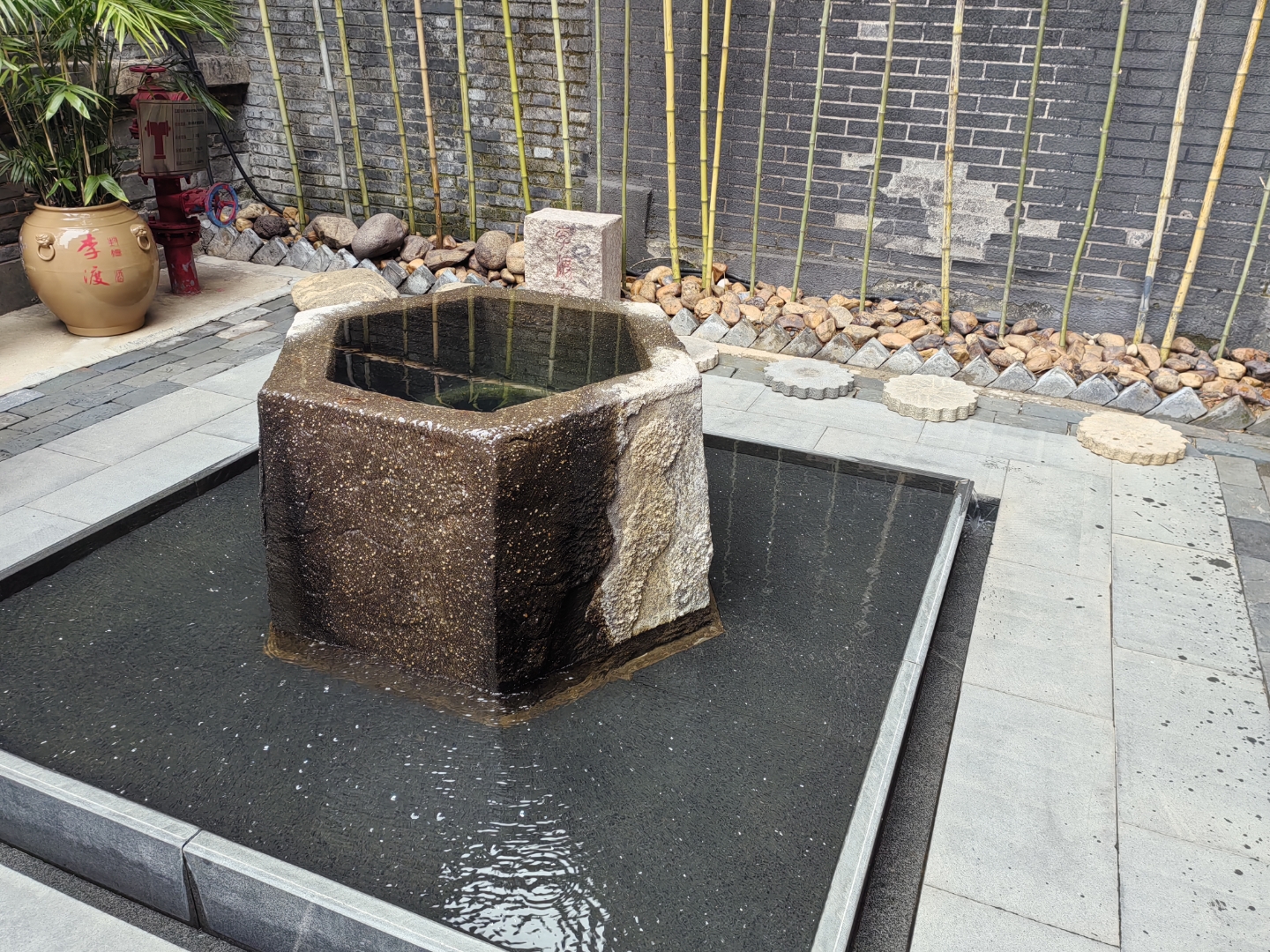 「31省区市新增确诊8例」〃31省区市新增确诊病例32例