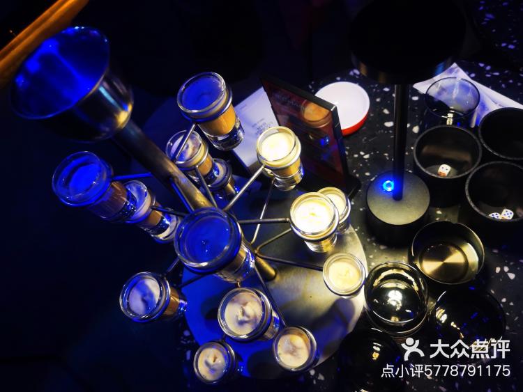 成都一酒吧至少关联3病例〃12月8日成都确诊酒吧女-第1张图片