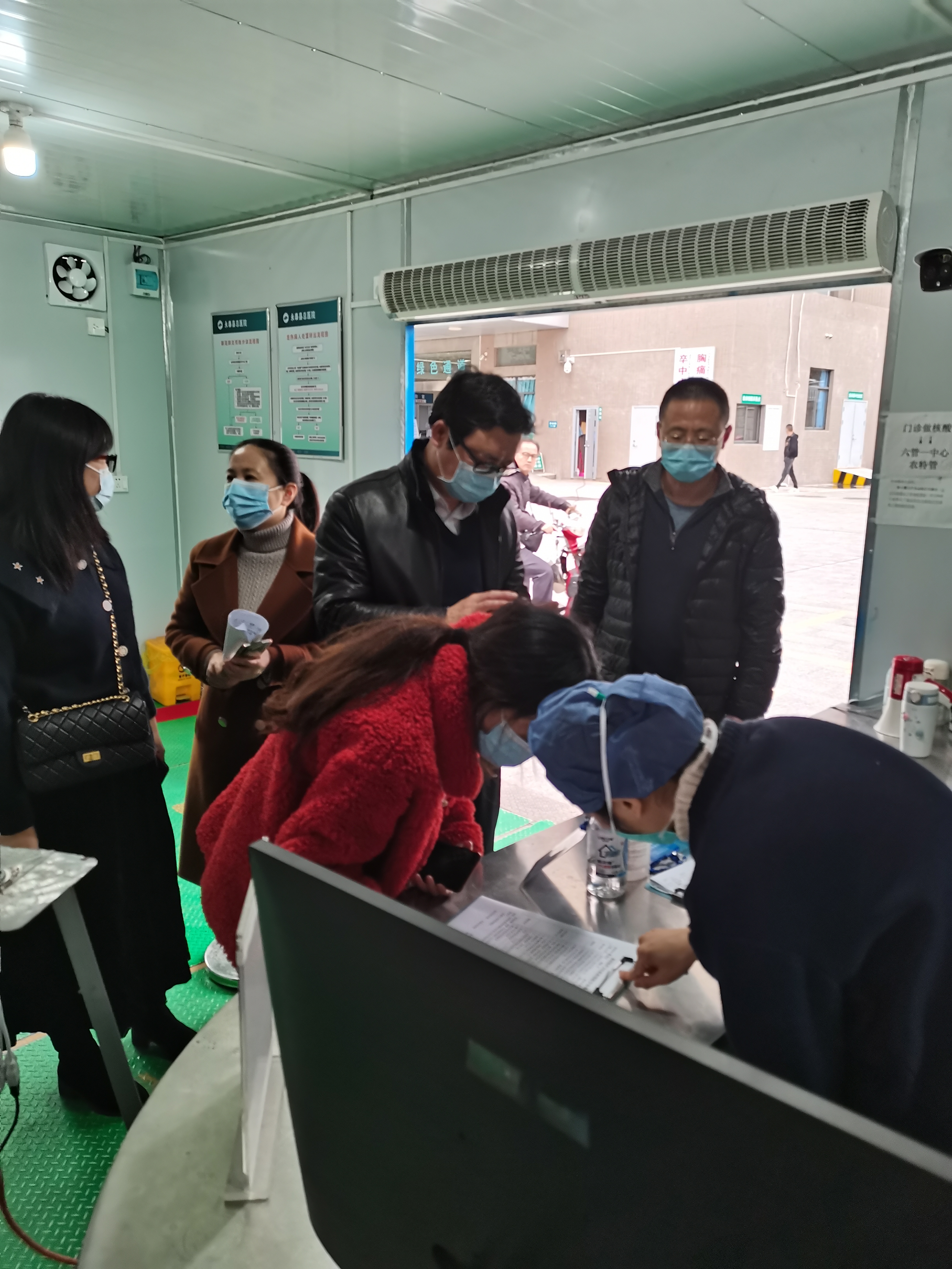 “新冠疫情最新动态” 新冠疫情肺炎最新动态？-第1张图片