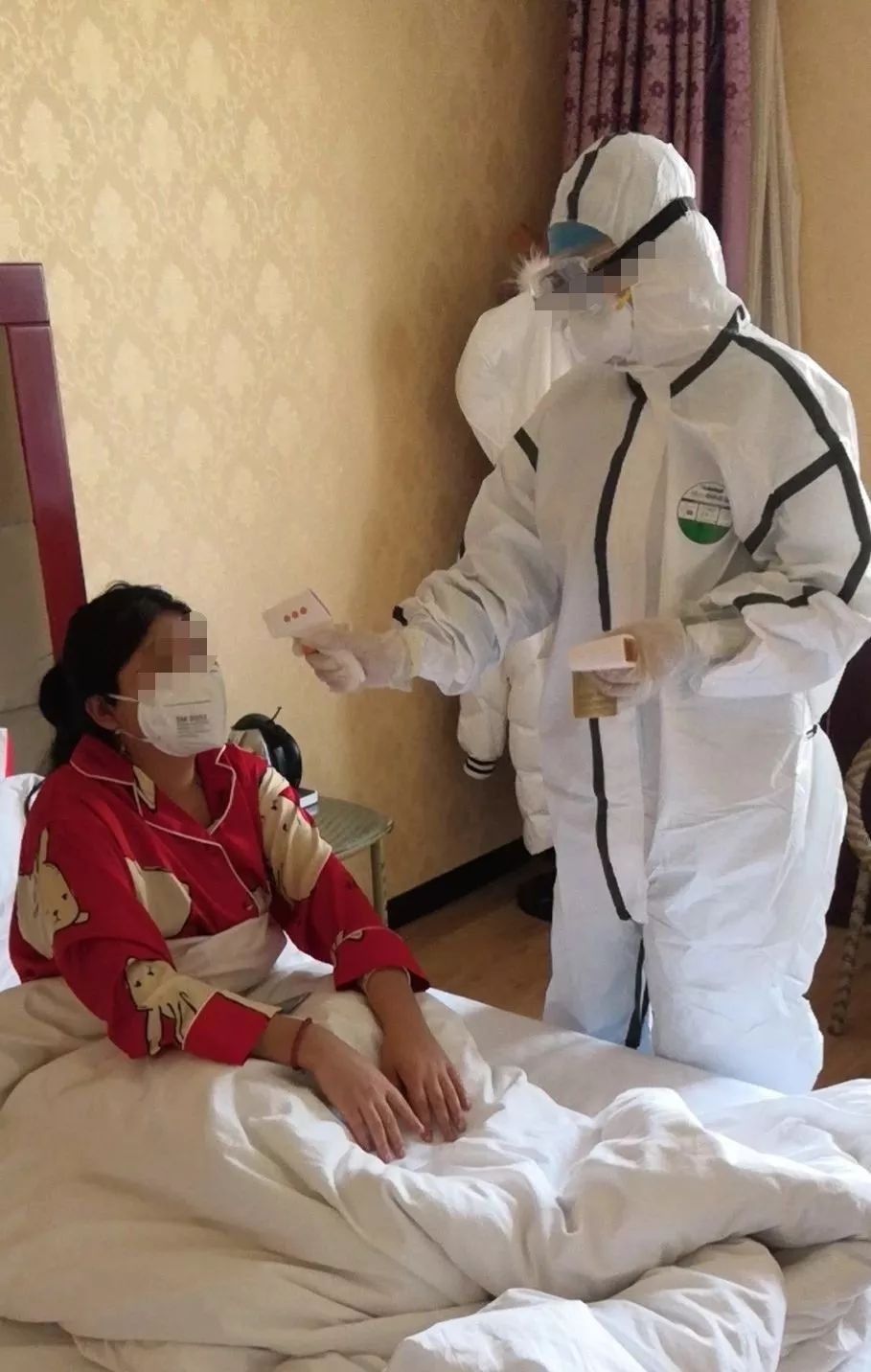 “北京一夫妻隔离超12天后感染” 夫妻一起隔离钱怎么收费？