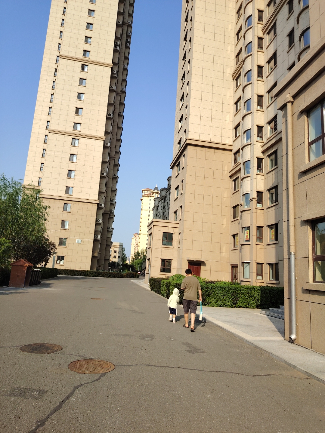 北京朝阳区一小区现疑似病例〃北京朝阳区确诊的小区