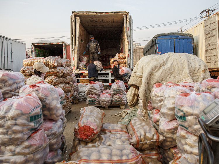 北京新发地市场商户回浙江后确诊,北京新发地市场疫情什么时候发现的-第1张图片