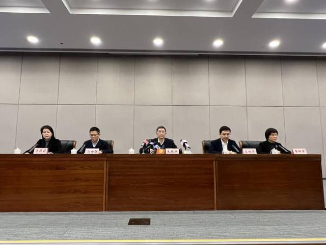 浙江多地感染者活动轨迹汇总︰(浙江多地感染者活动轨迹汇总表)-第1张图片