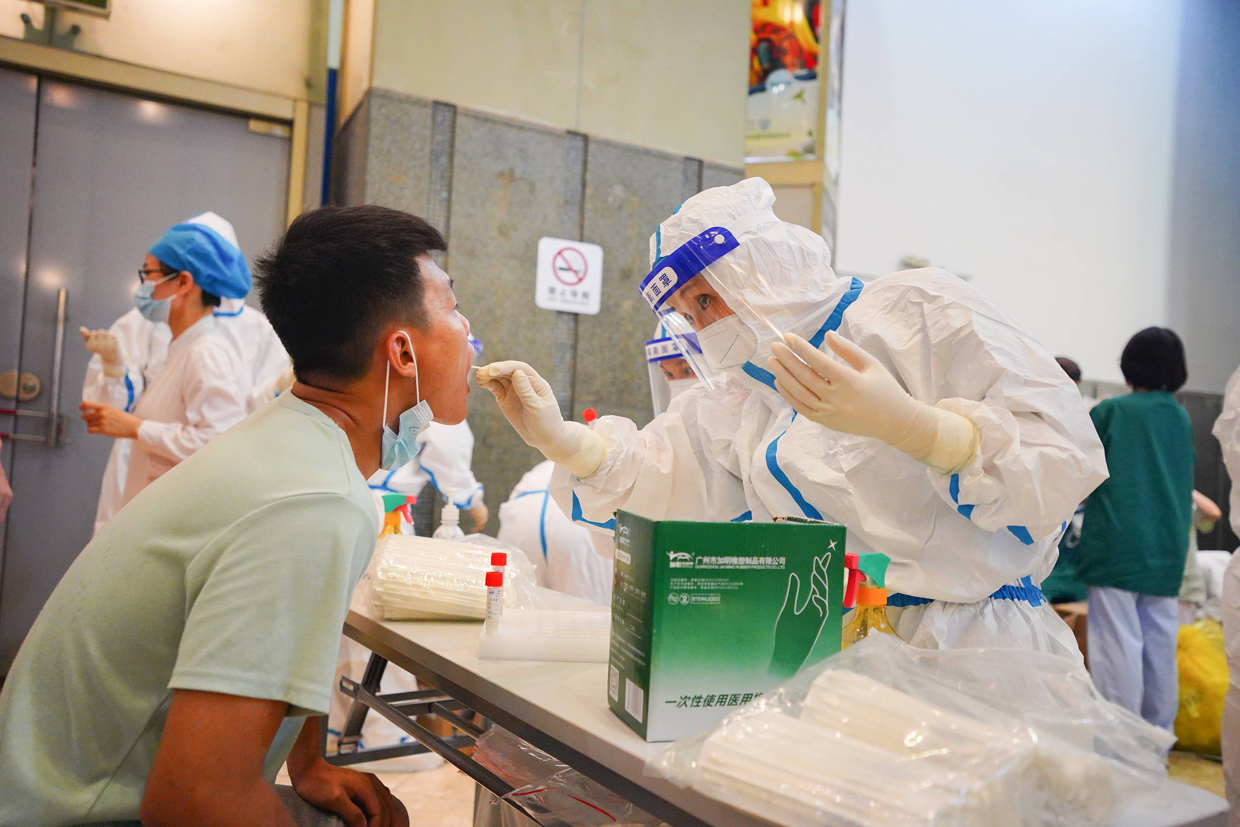 新增12例本土病例︰(新增12例本土病例行动轨迹)-第1张图片