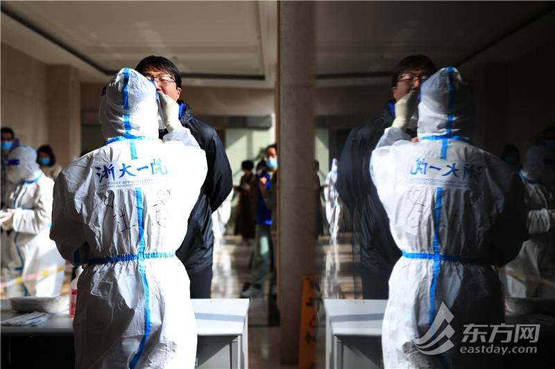 “上海分区分批封控核酸筛查	” 上海封闭小区核酸检测几次？-第2张图片