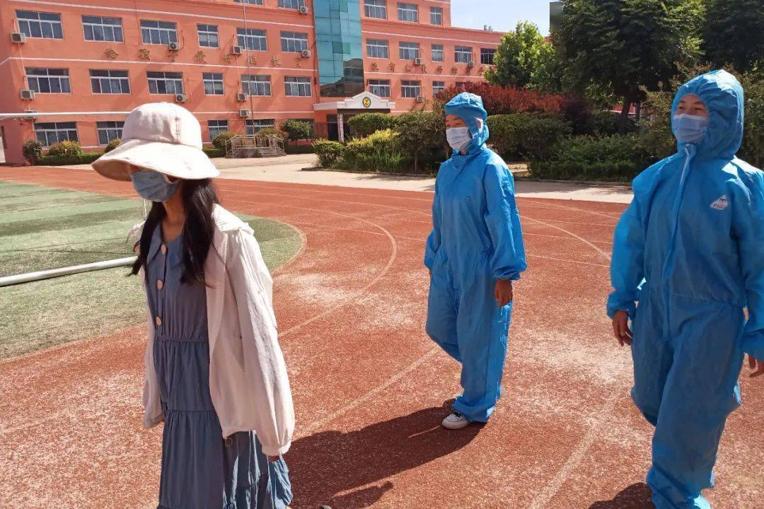 疫情在学校传播10天︰(疫情在学校传播10天违法吗)-第3张图片